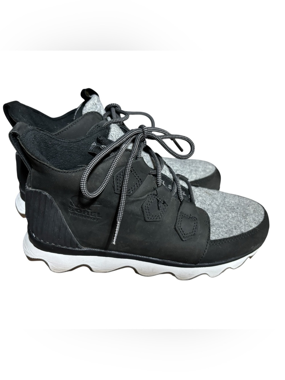 Sorel Kinetic Caribou Waterproof Winter Boots Women's Size 8.5 Gray Black - Picture 4 of 10